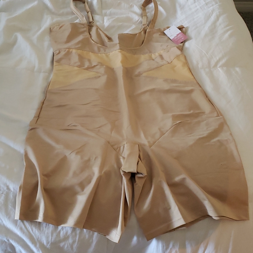 NWT Open bust thigh shaper